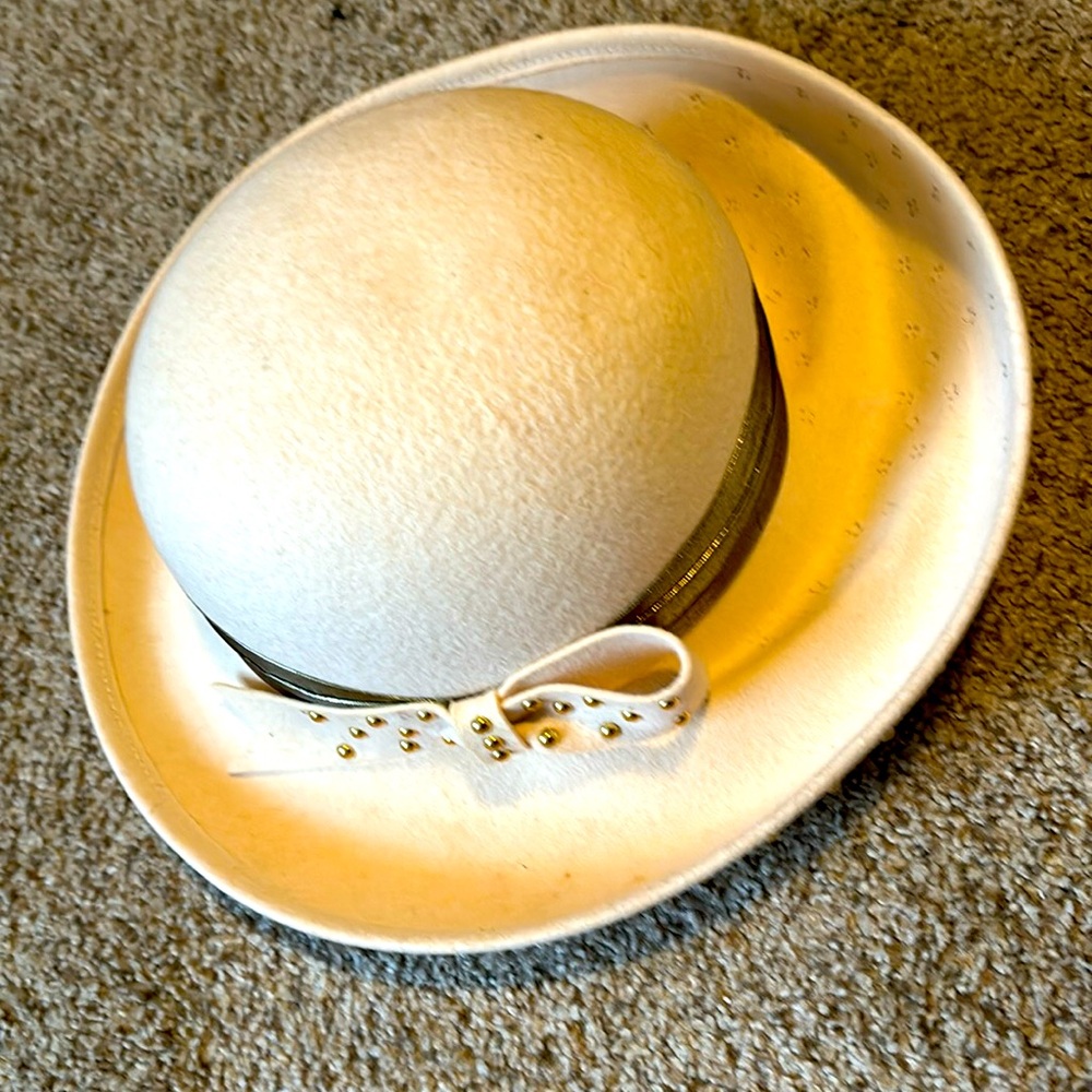 Vintage Deborah New York Hat